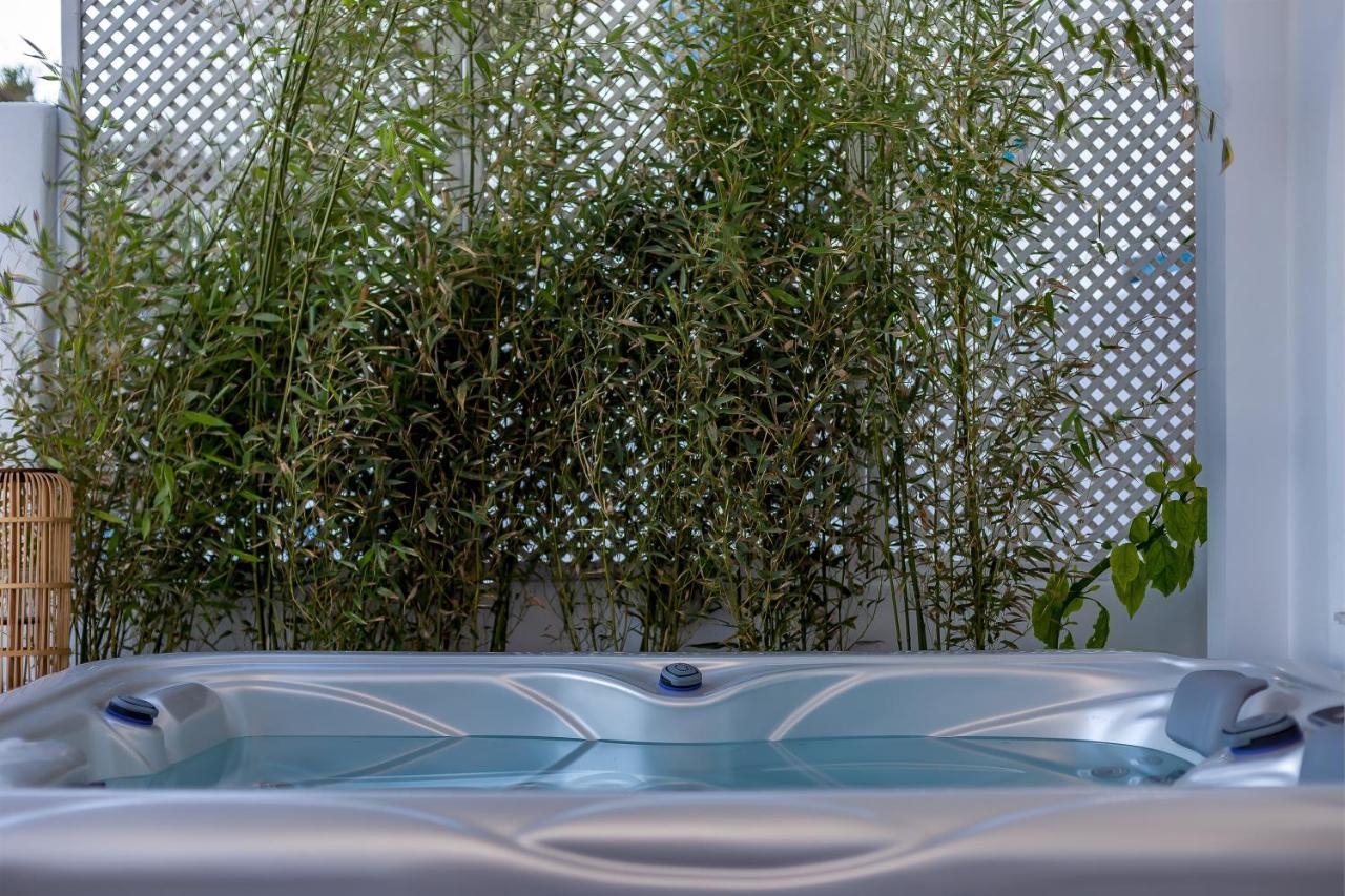Divino Suites (Adults Only) 费拉 外观 照片
